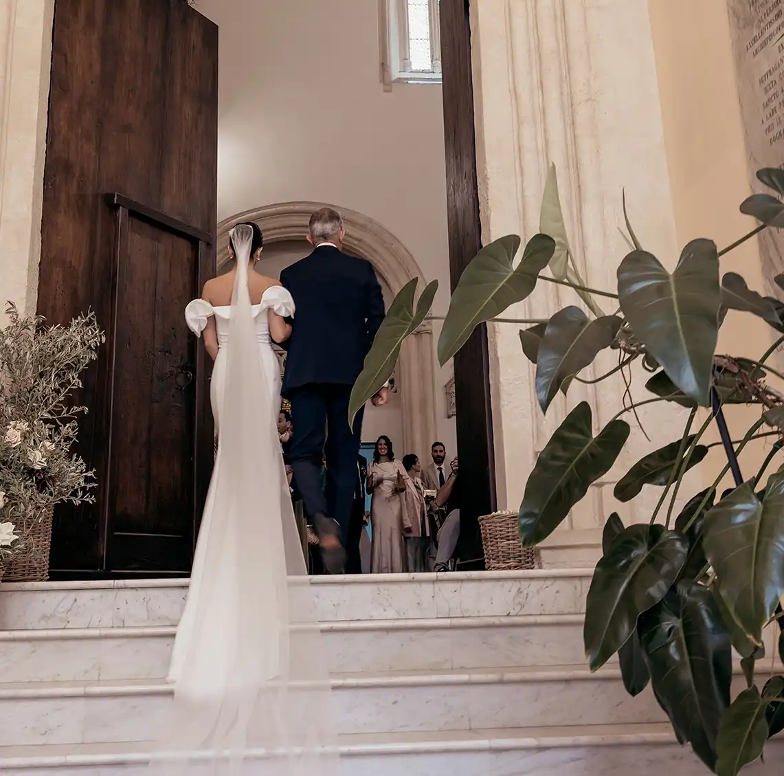 Italy wedding planners about leading her to forever father & bride