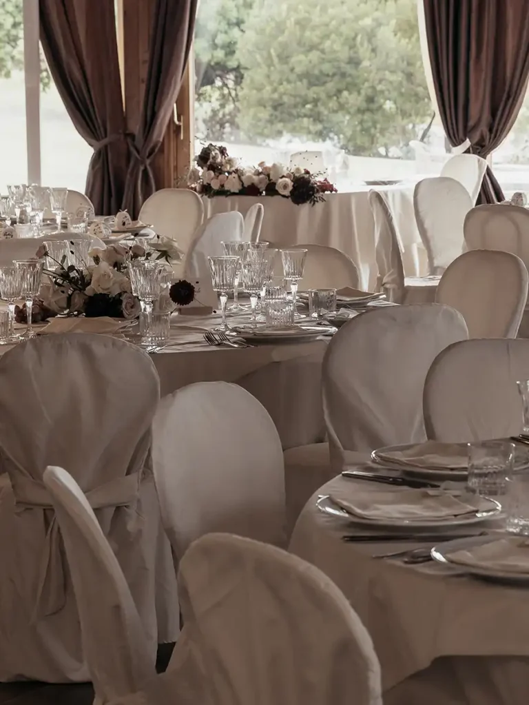 home wedding venue timeless elegance at the golf club